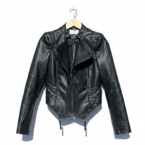 Elegant Black Leather Jacket